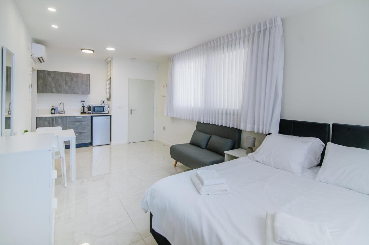 Olala Desert Shades Apartments Neve Zohar Kültér fotó