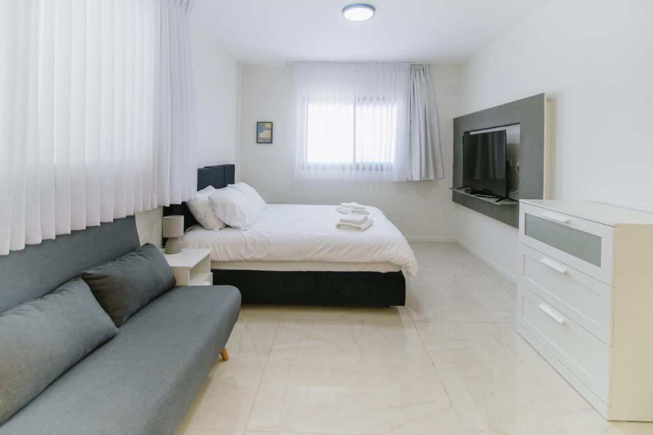 Olala Desert Shades Apartments Neve Zohar Kültér fotó